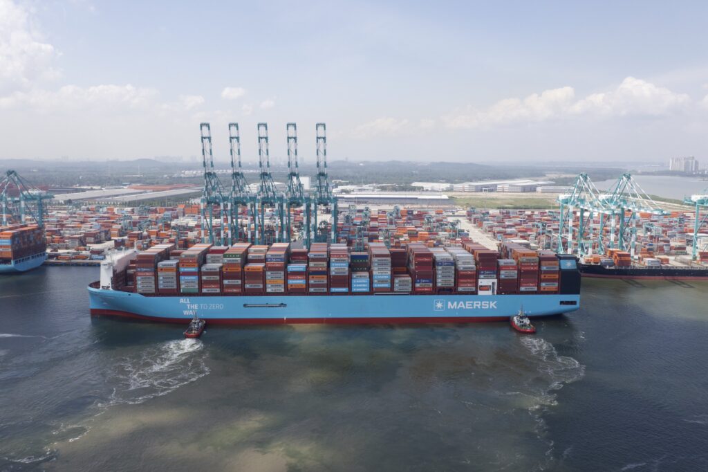 Berlin Mærsk Makes Maiden Call at Port of Tanjung Pelepas, Introducing Methanol-Ready Giant to AE3 Service